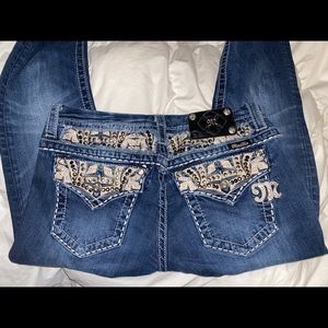 Miss me boot cut size 29